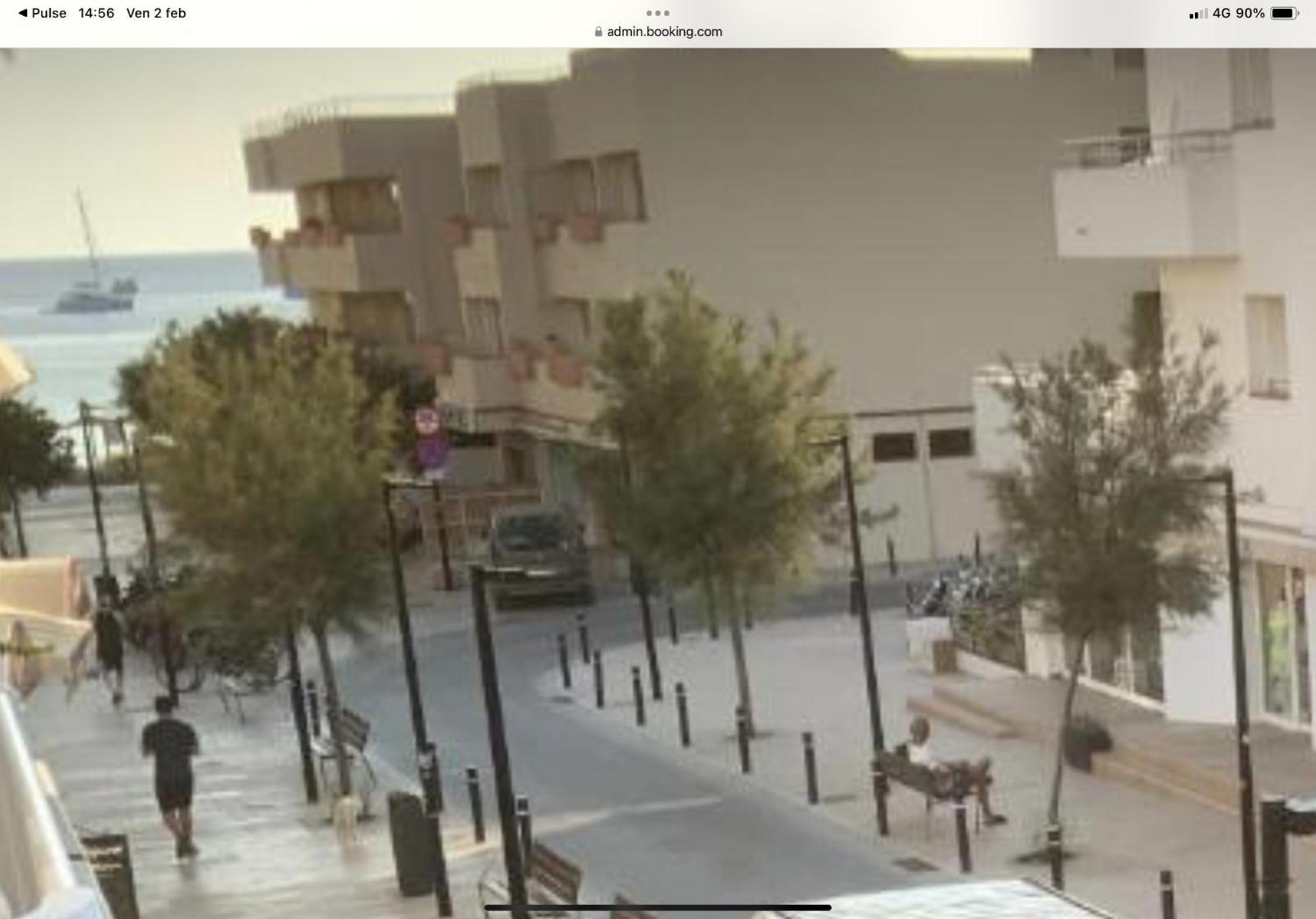 Es Pujols Vista Mare Apartment Luaran gambar